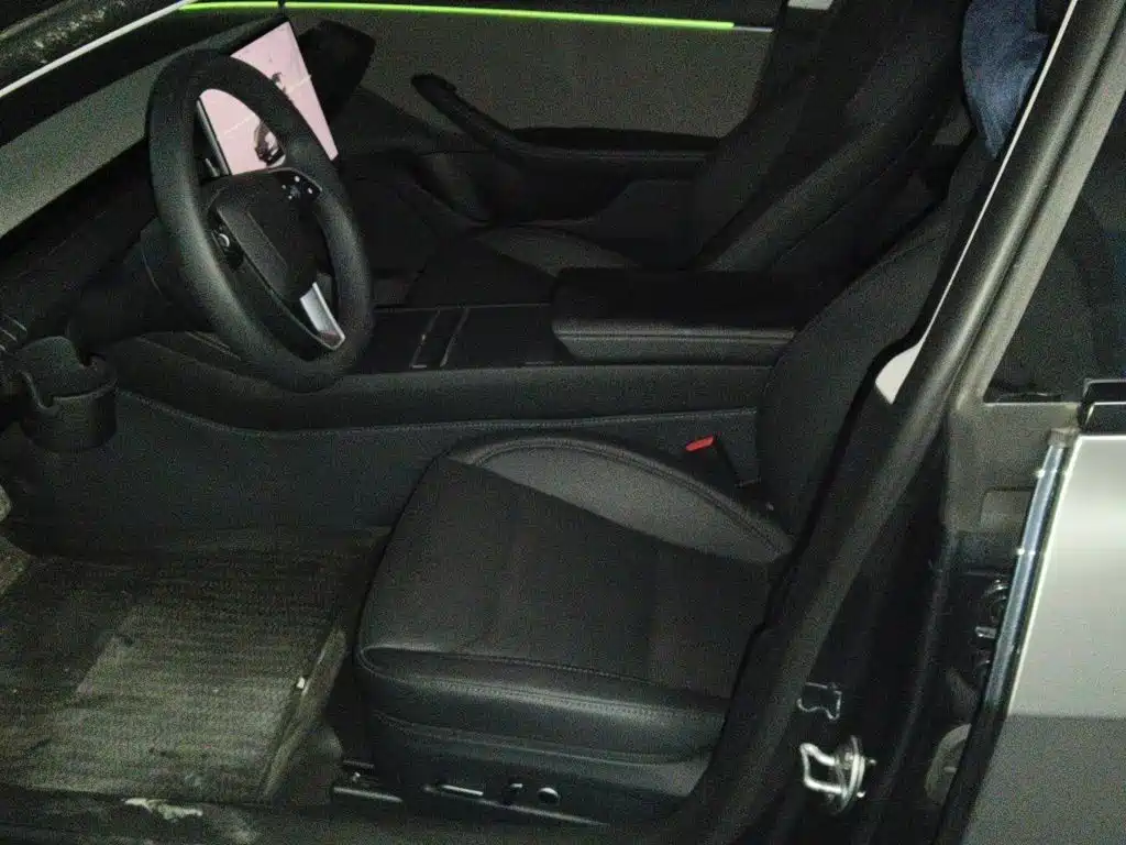 Tesla Model 3 2025 2025 Model Rear-Wheel Drive Edition