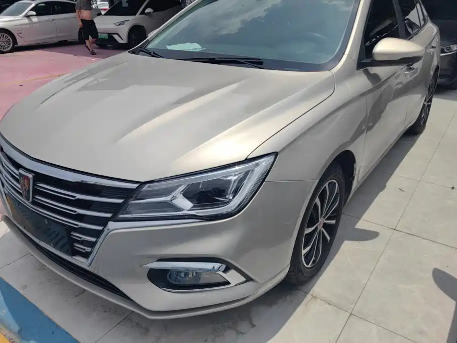 Roewe i5 2020 1.5L Automatic 4G Connected Premium Flagship Edition