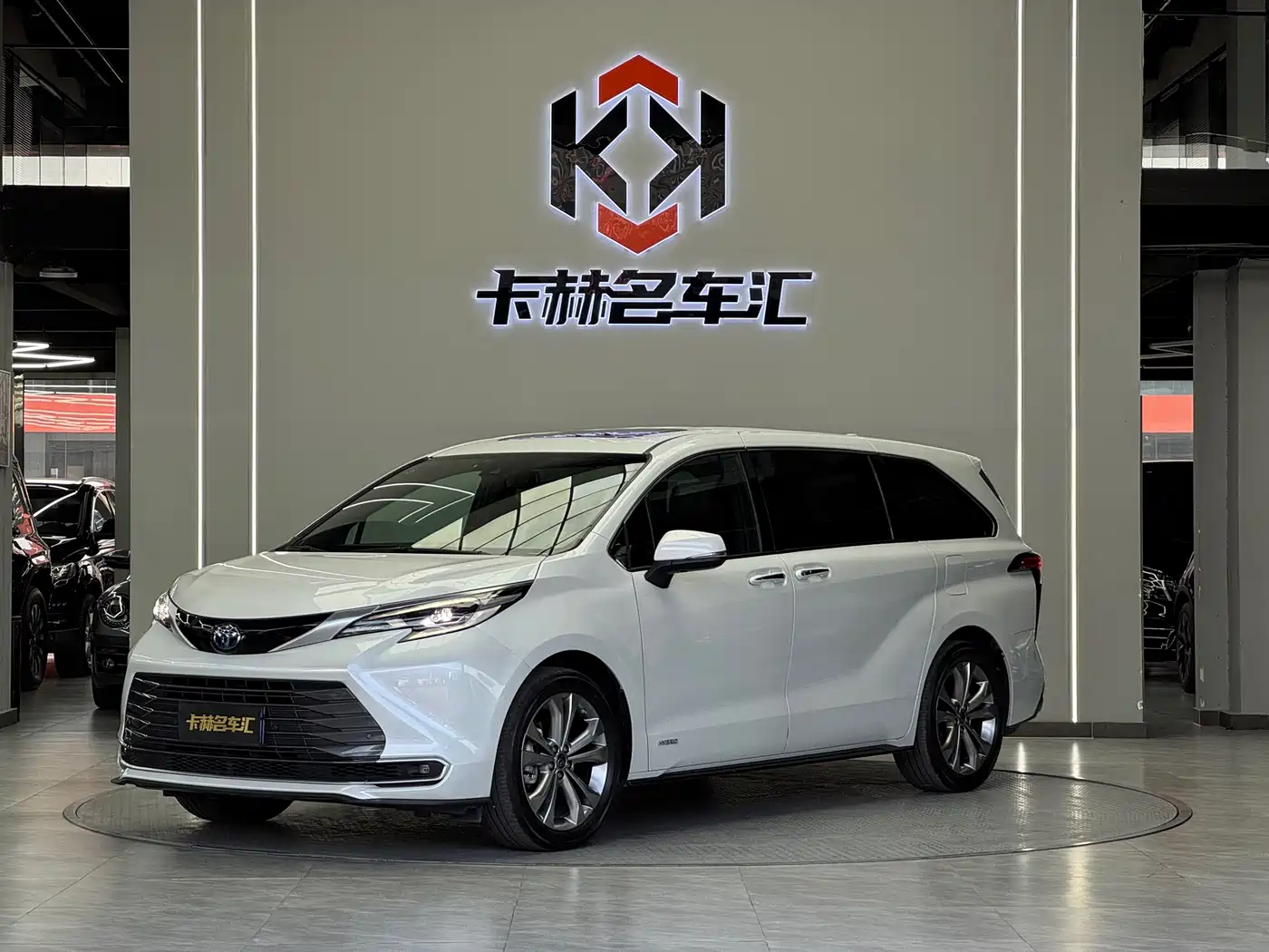 Toyota Sienna 2021 2.5L Hybrid Premium Edition