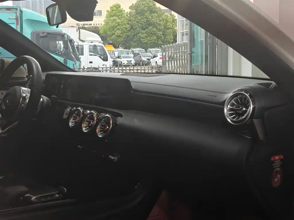 MERCEDES-BENZ A CLASS