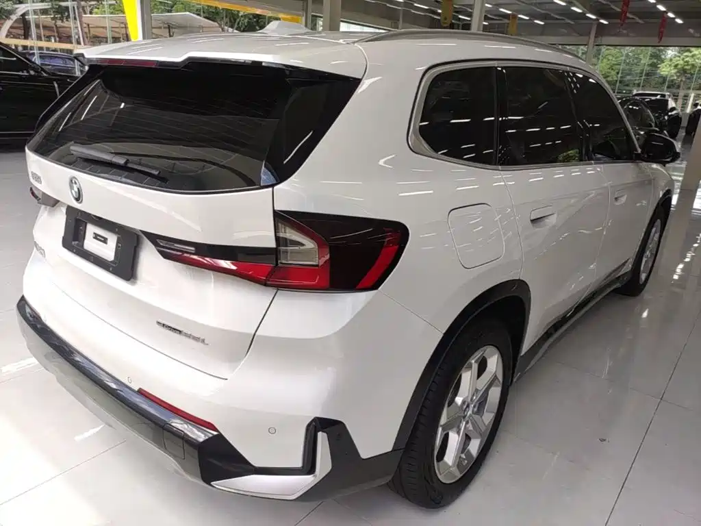 BMW iX1 2025 2023 eDrive25L X Design Package