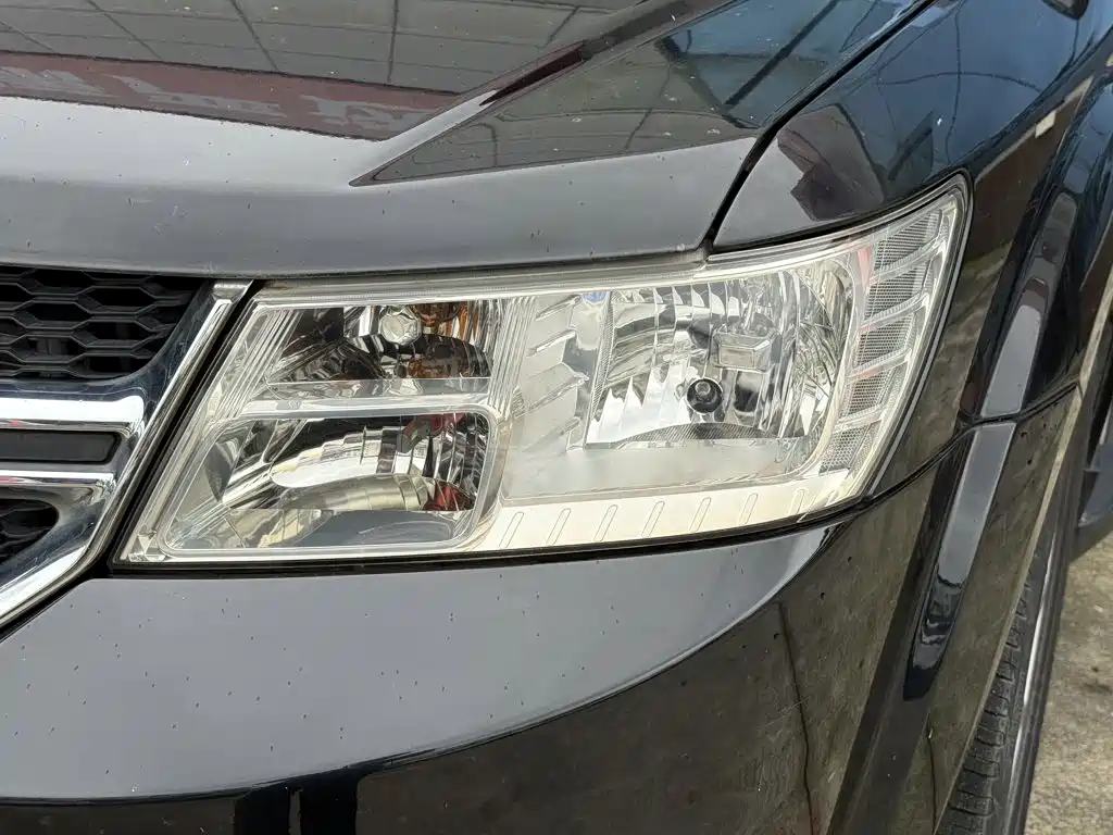 Фото 4 - Dodge Journey