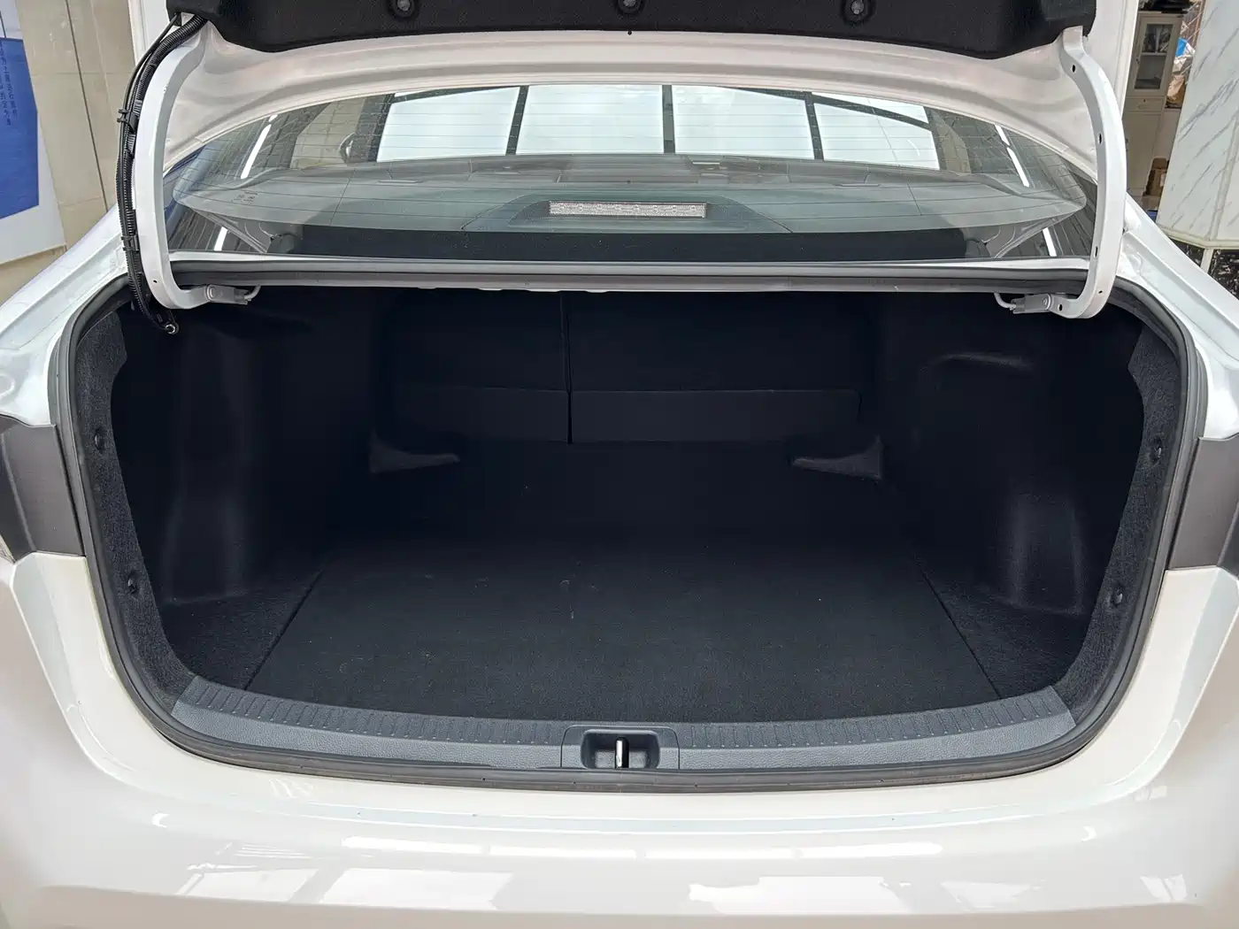 Toyota Levin 2023 Smart Hybrid 1.8L Sport Edition фото 22