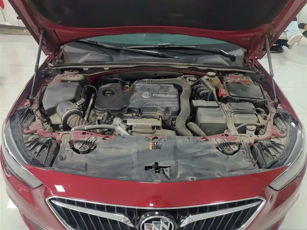Buick Regal 2017 20T Luxury Model фото 16