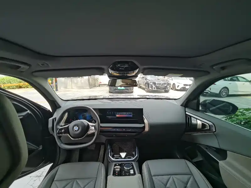 BMW X3 2025 xDrive25L Luxury Package фото 8