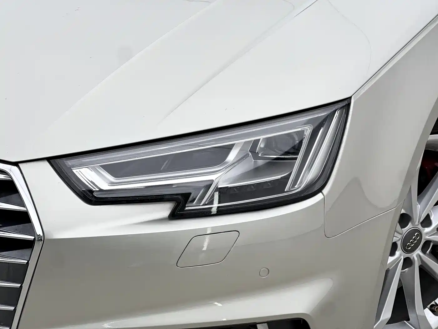 Audi A4L 2018 30th Anniversary 45 TFSI quattro Personality Sport фото 16