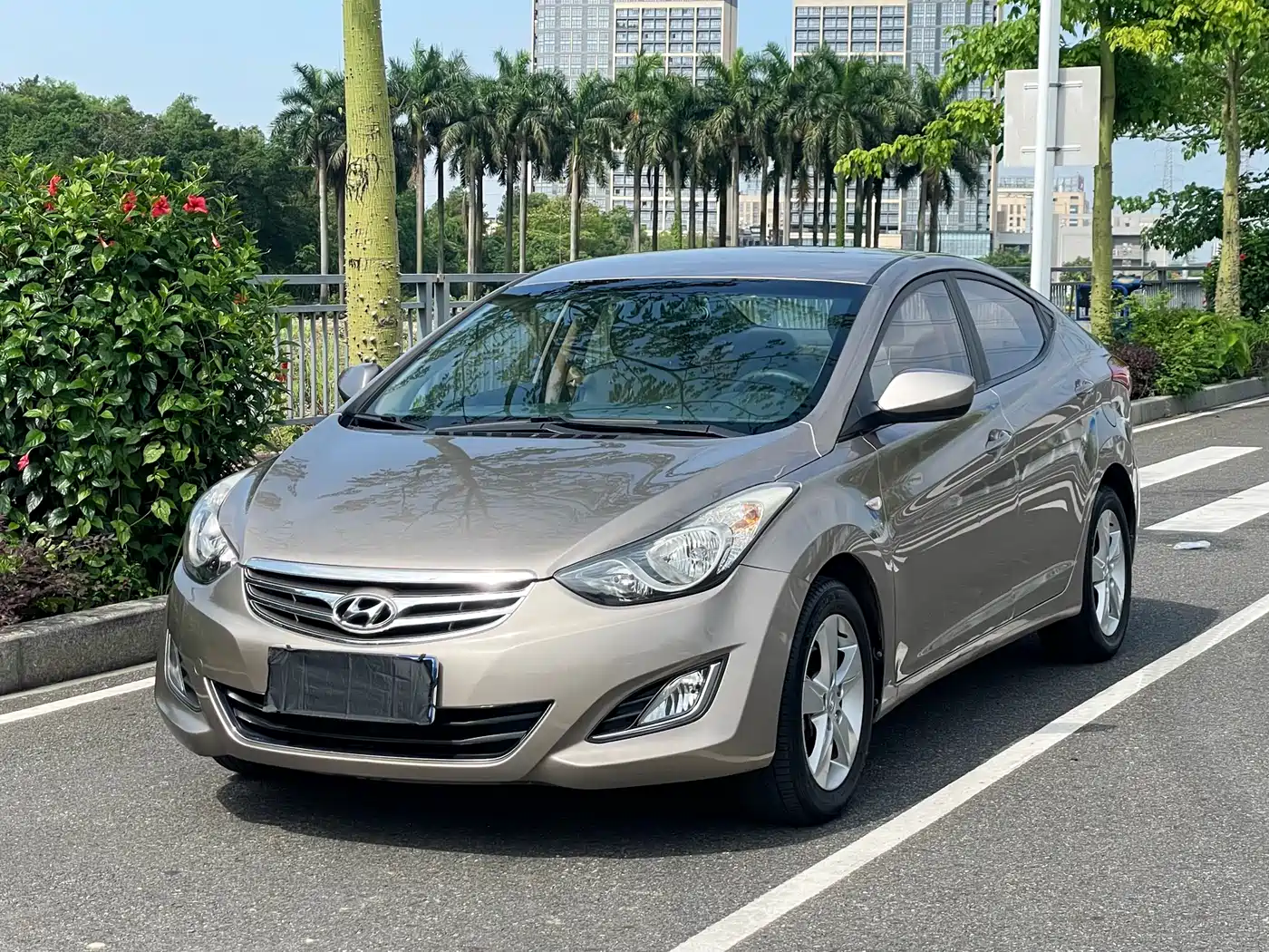 Hyundai Langdong 2012 1.6L Automatic Fashion