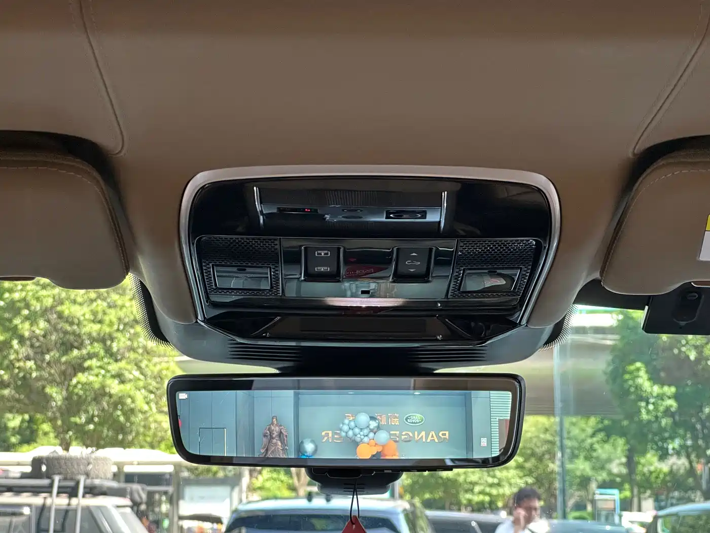 LAND ROVER RANGE ROVER