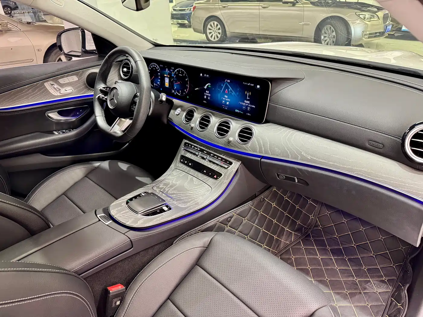 MERCEDES-BENZ E CLASS