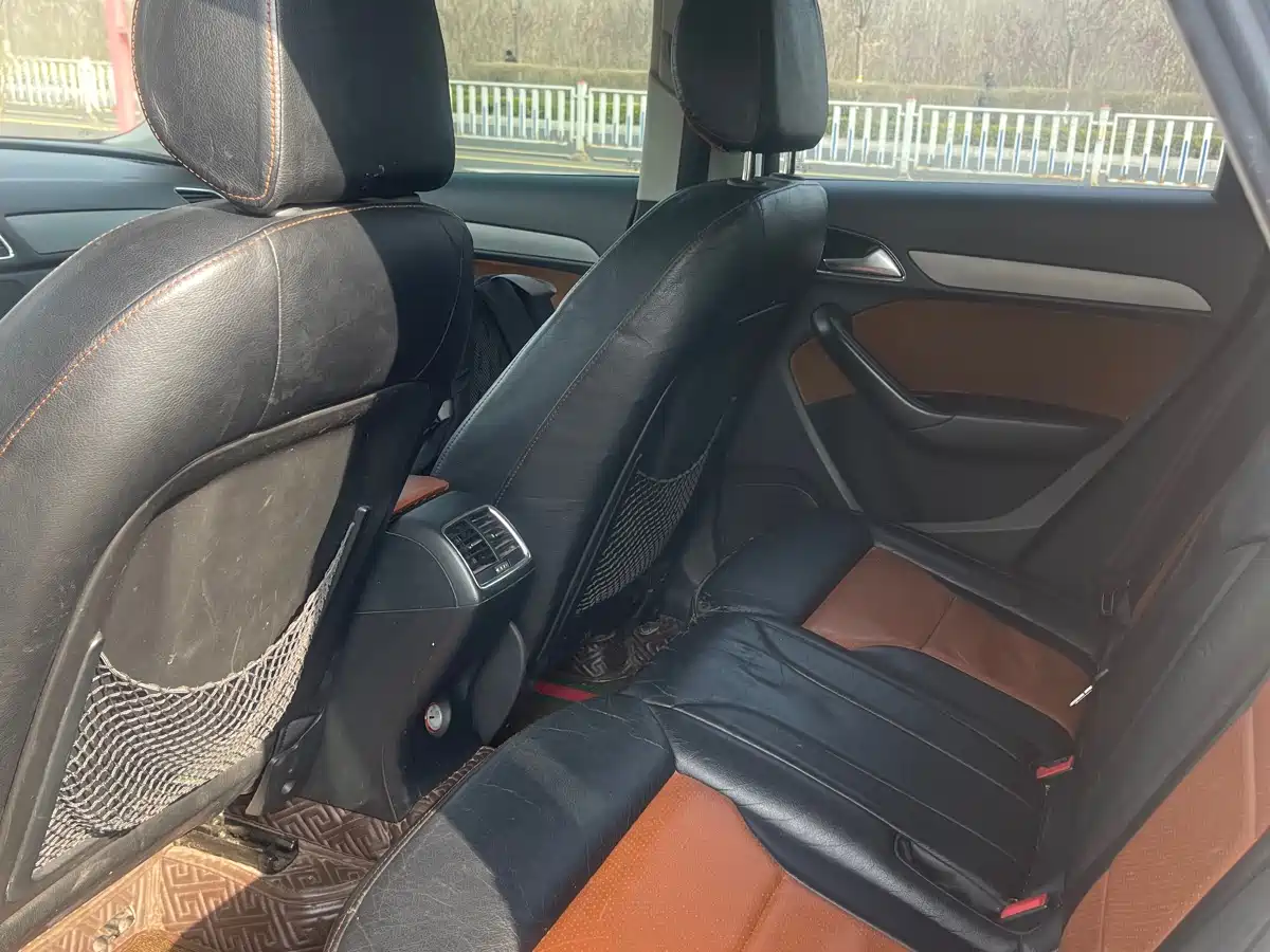 Audi Q3 2013 35 TFSI quattro Comfort фото 12