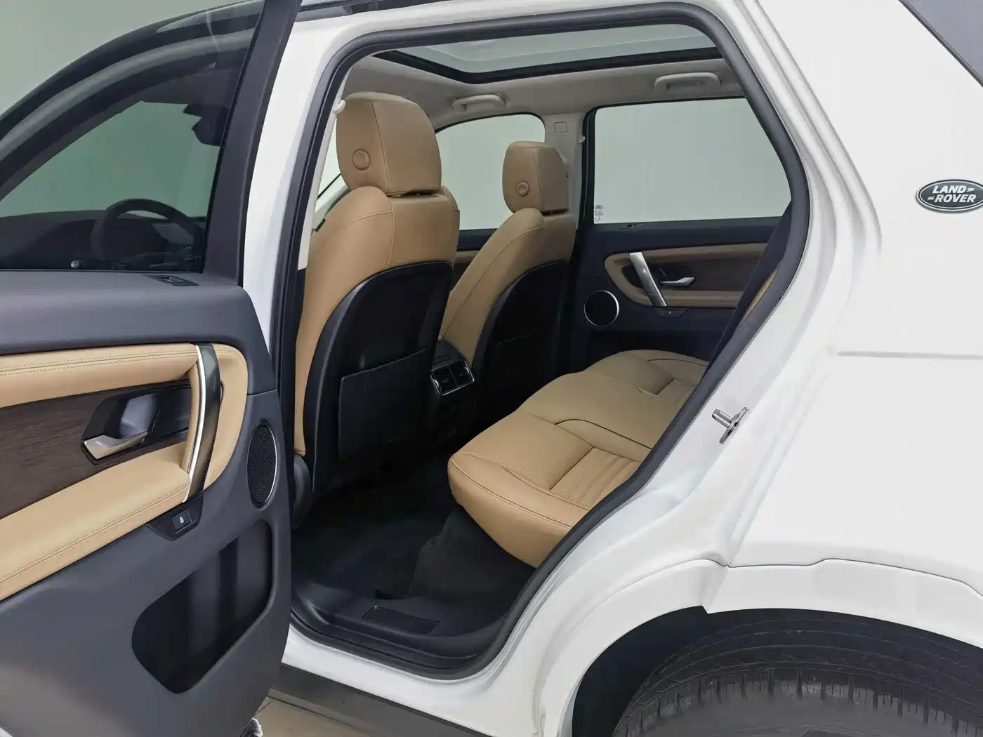 LAND ROVER DISCOVER SPORTS