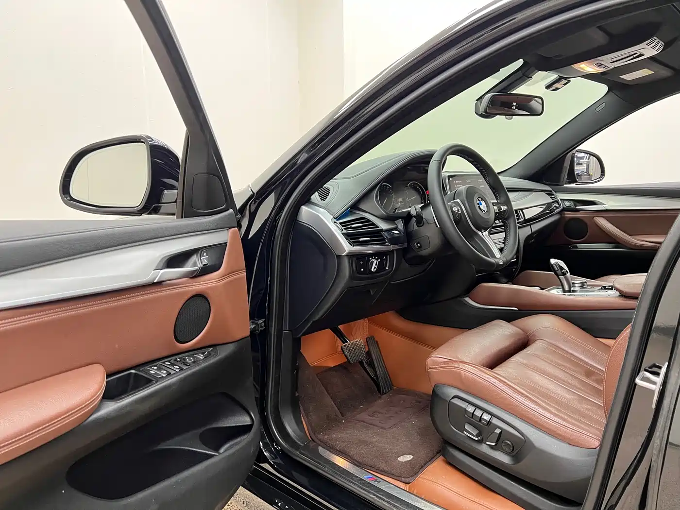 BMW X6 2019 xDrive28i M Sport Package фото 13