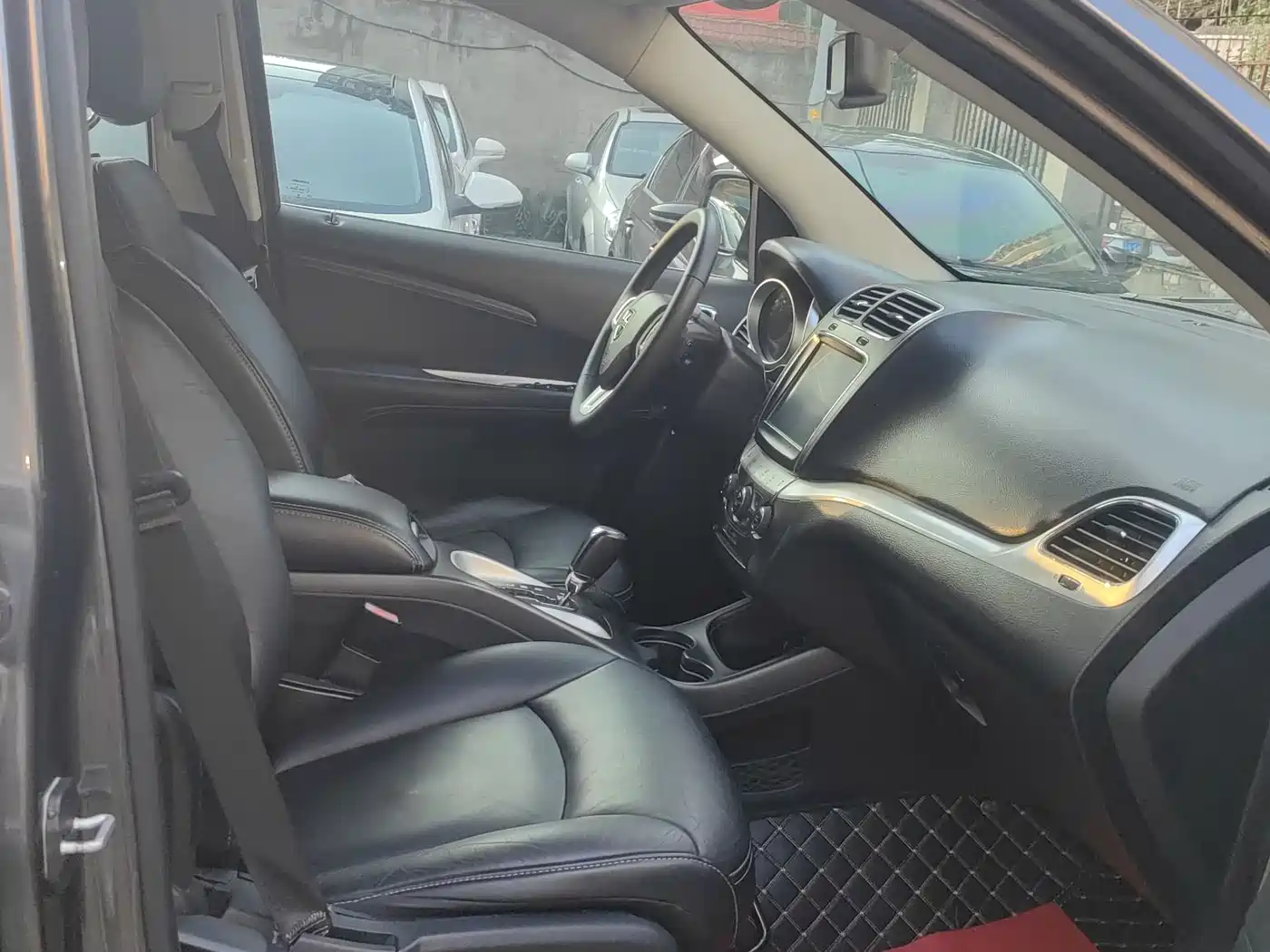 Dodge Journey 2014 2013 Model 2.4L 2WD Premium Edition