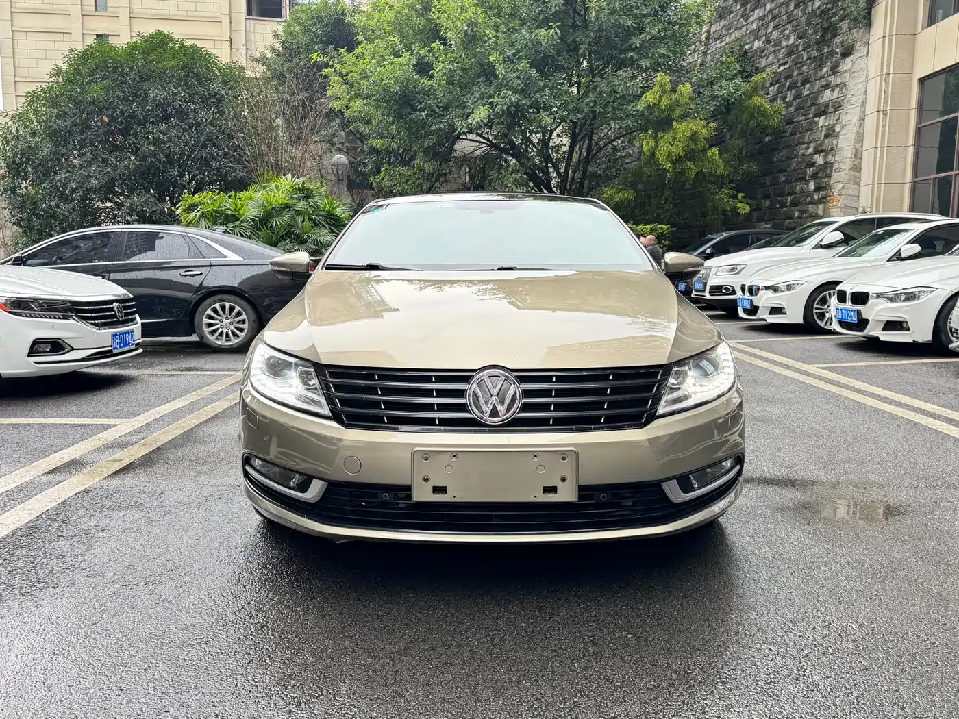 Volkswagen FAW-Volkswagen CC 2015 1.8TSI Premium фото 2