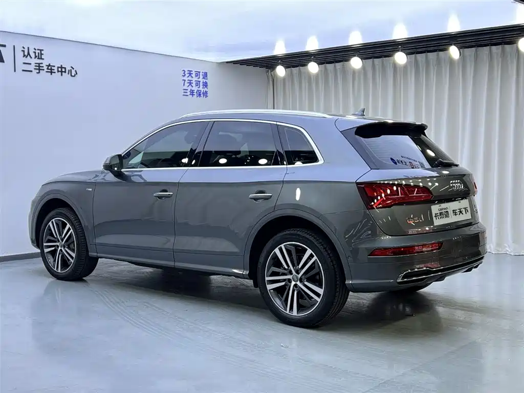 Audi Q5L 2020 45 TFSI Exclusive Fashion фото 4
