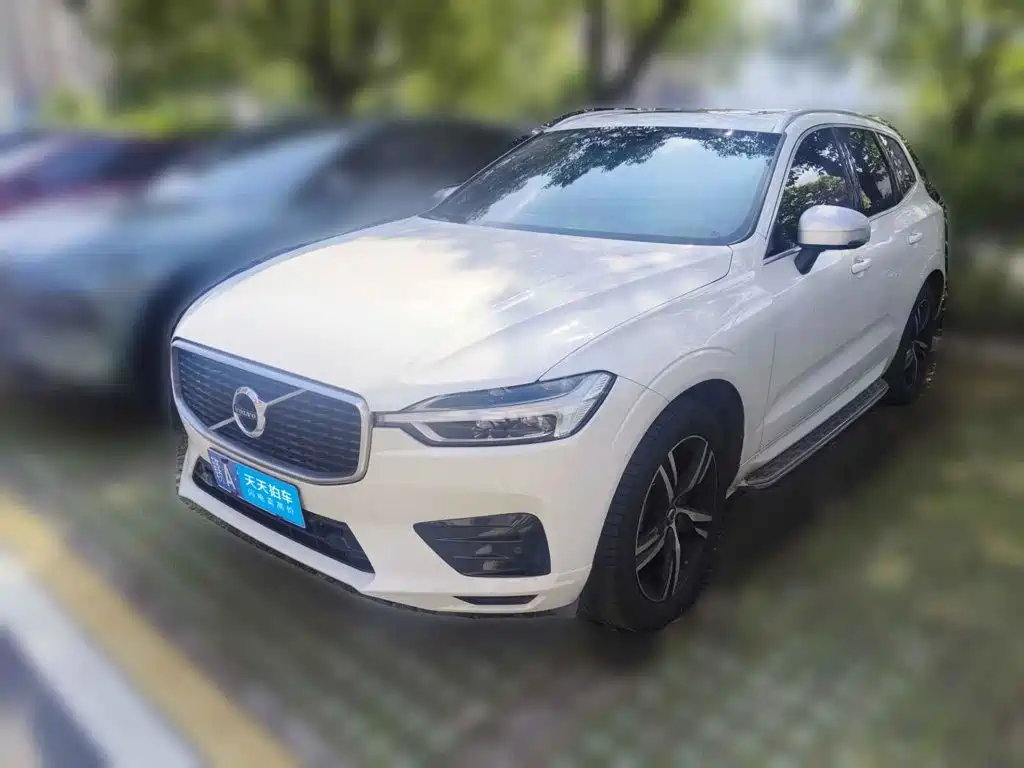 Photo 1 - Volvo XC60