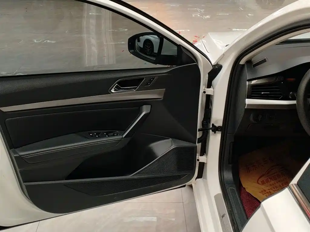 Volkswagen Lavida 2022 280TSI DSG Comfort Edition фото 13