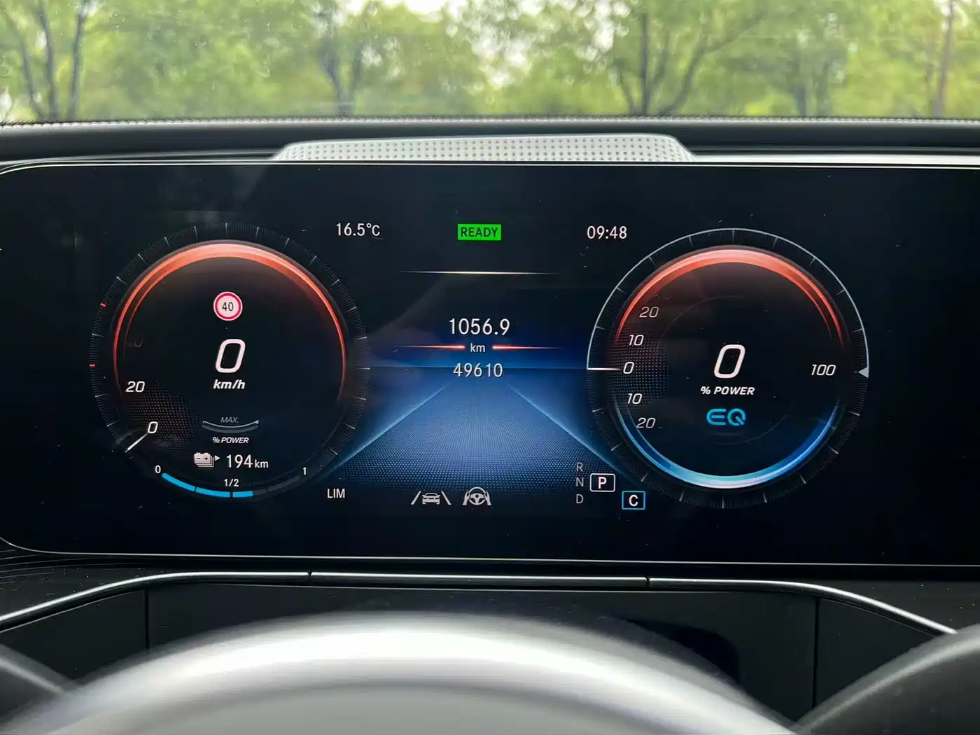 MERCEDES-BENZ EQC