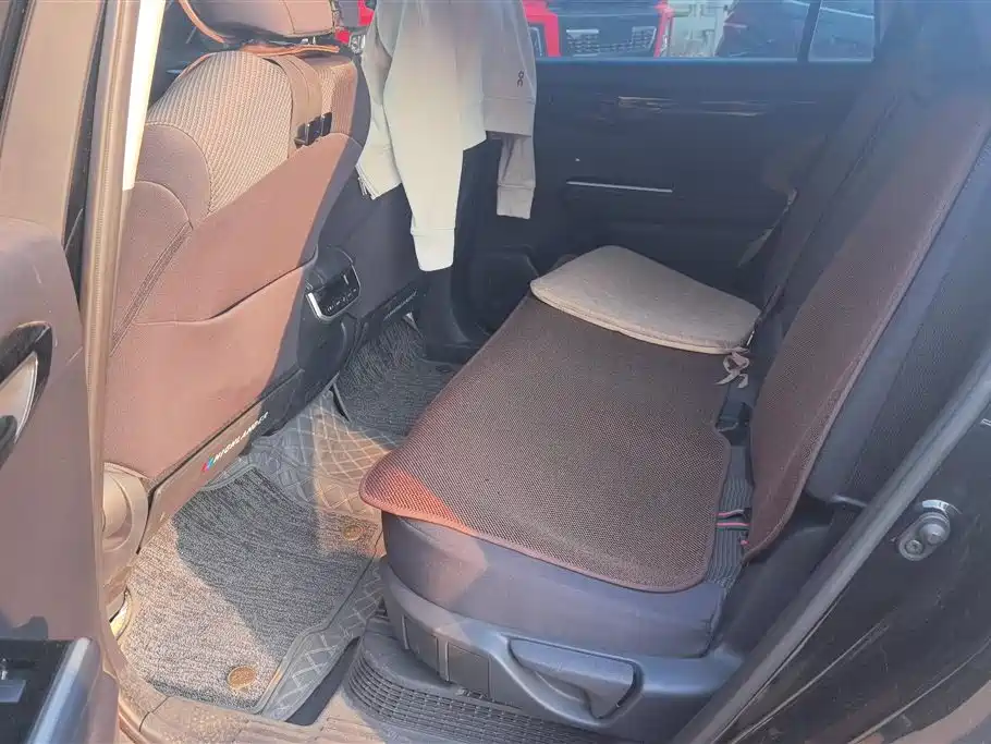 Toyota Highlander 2023 2.5L Smart Hybrid Dual Engine FWD Elite 5-Seater фото 11