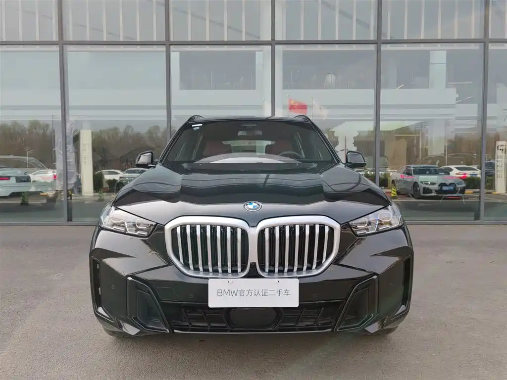 BMW X5 2025 Model xDrive 40Li Exclusive M Sport Blackout Package фото 2