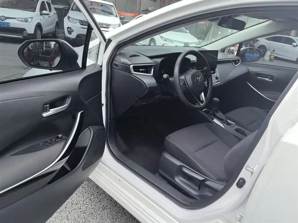 Toyota Corolla 2023 1.8L Smart Hybrid Dual Engine Elite Edition фото 9