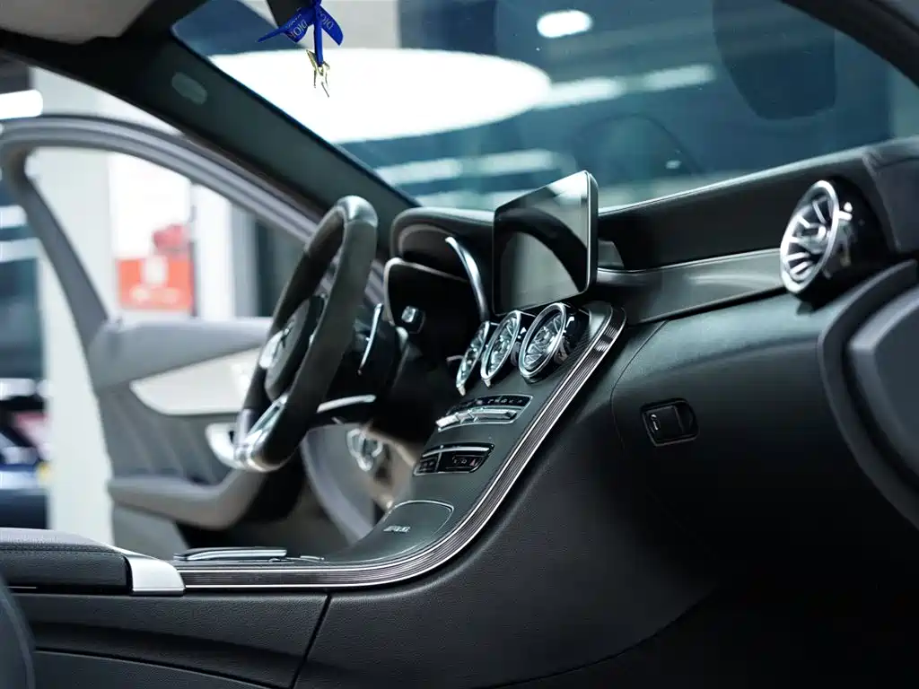 Mercedes-Benz C-Class AMG 2019 AMG C 63 фото 42