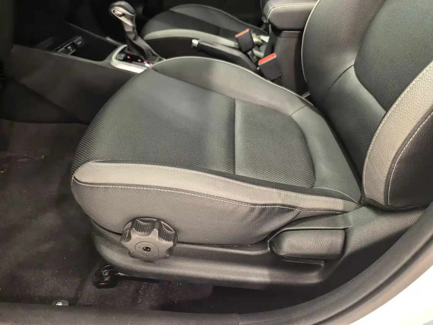 Kia KX1 2021 1.4L CVT Fun Sunroof Version фото 7