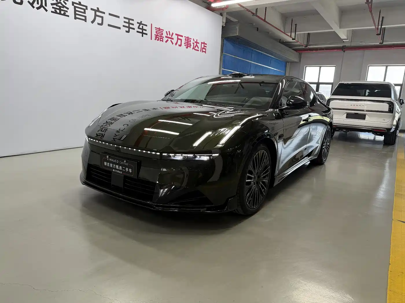 Lynk & Co 10 EM-P 2025 Facelift 240 AWD Ultra Sport Edition