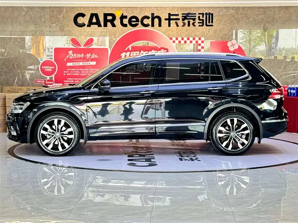 Volkswagen Tiguan L 2021 330TSI Automatic 2WD R-Line Premium фото 8