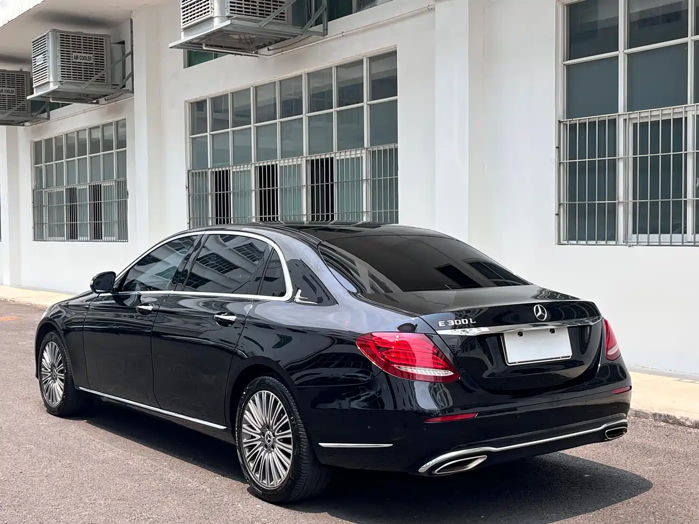 Mercedes-Benz E-Class 2020 E 300 L Fashion фото 5