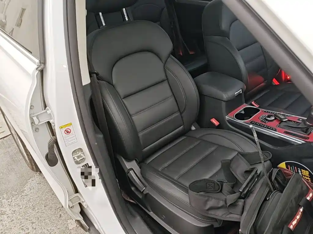 Photo 25 - Haval H7