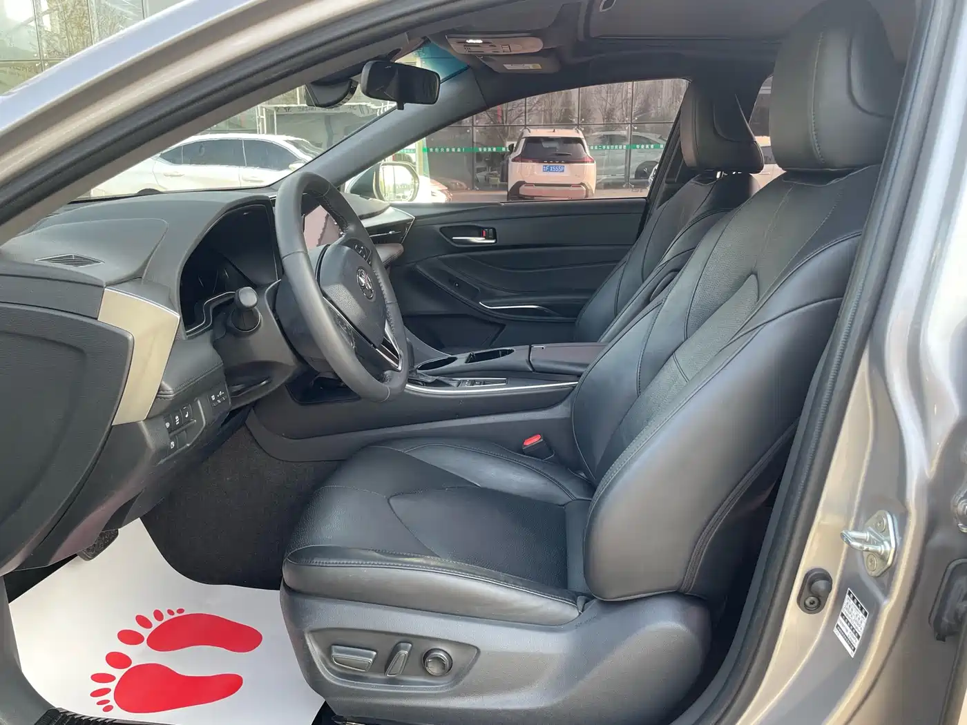 Toyota Avalon 2019 Hybrid 2.5L Luxury Edition China VI фото 7