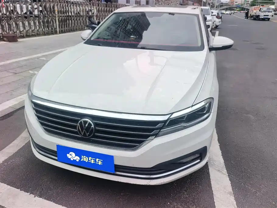 Volkswagen Lavida 2021 1.5L Auto Comfort Edition фото 2