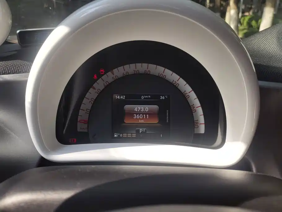 Photo 14 - smart fortwo