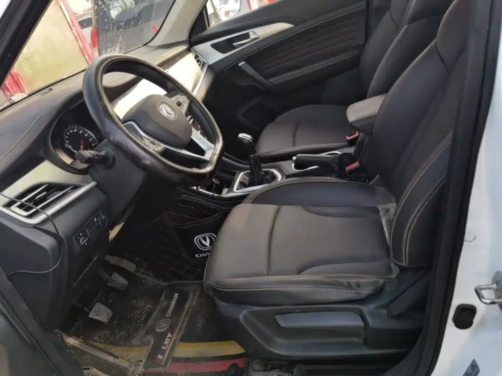 Фото 15 - Changan CS35 PLUS