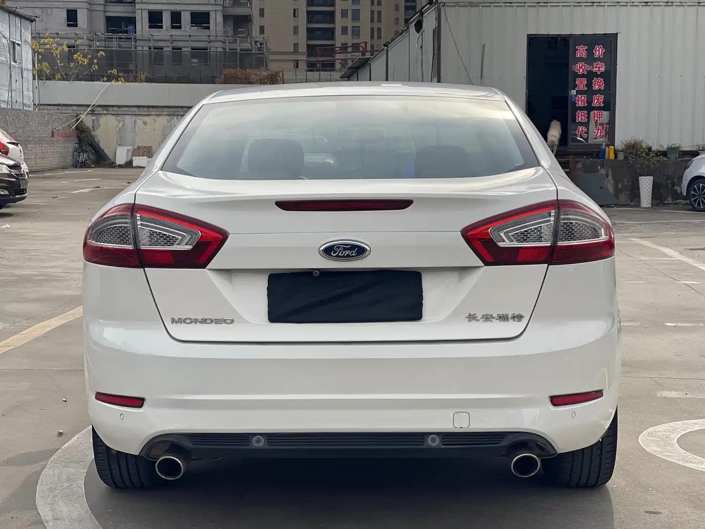 Ford Mondeo 2013 2013 2.3L Fashion Model
