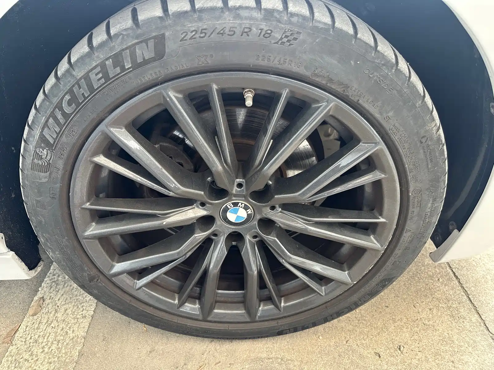 Photo 11 - BMW 3 Series