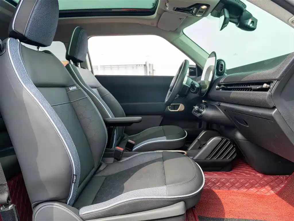 MINI ELECTRIC  COOPER