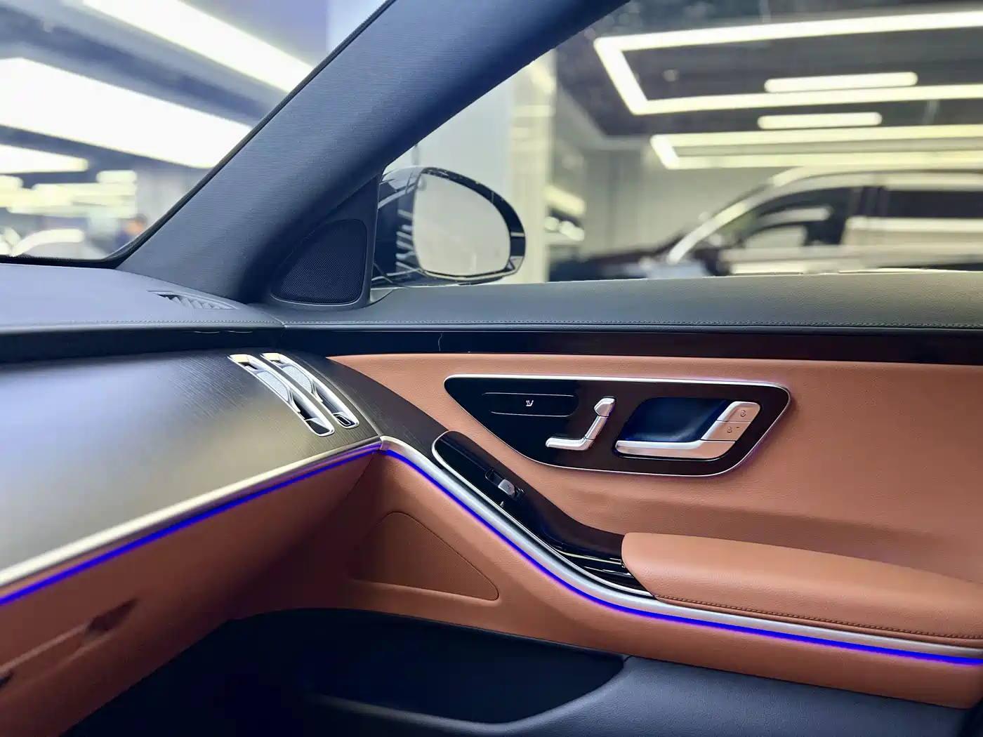 Mercedes-Benz S-Class 2023 Model S 400 L Business Edition фото 16