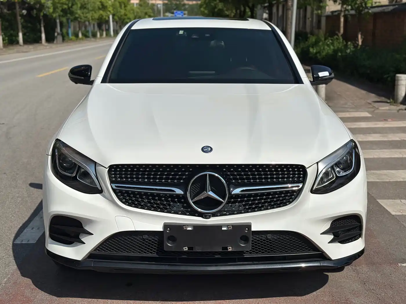 Mercedes-Benz GLC Coupe 2017 GLC 260 4MATIC Coupe SUV фото 2