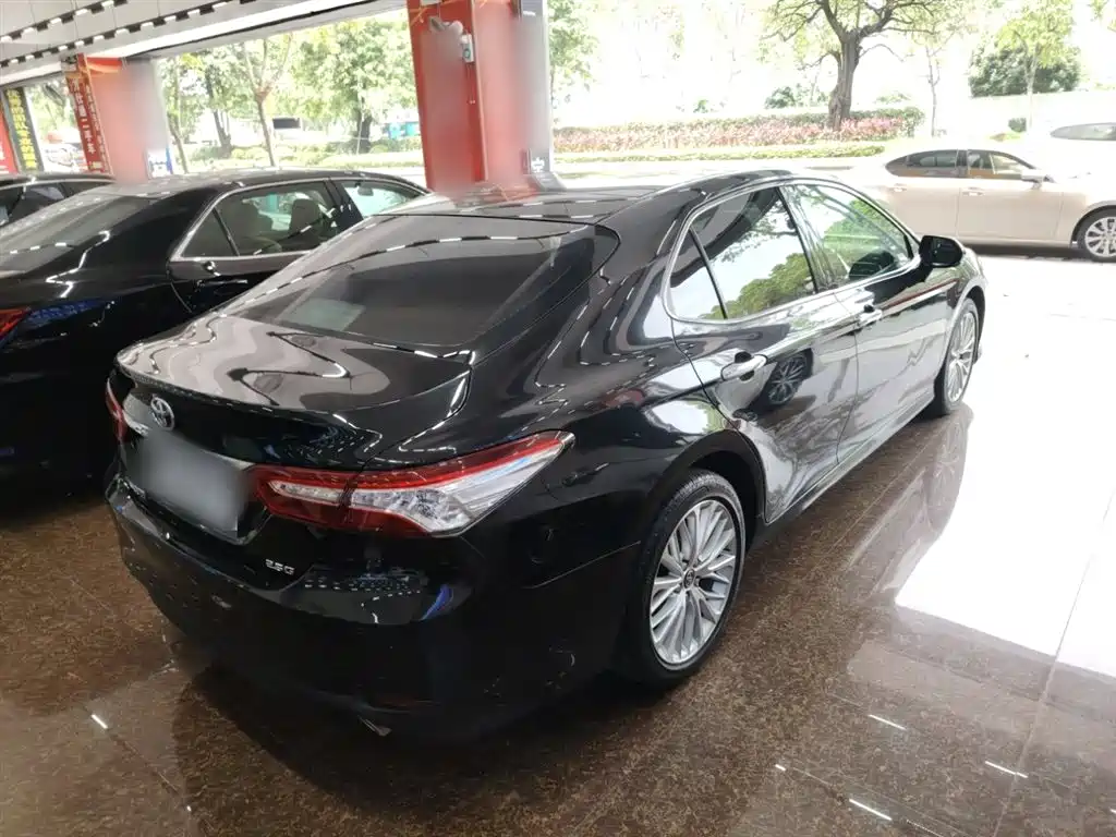 Toyota Camry 2019 2.5G Luxury Edition China VI фото 5