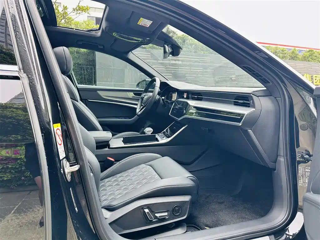 Audi A6L 2025 45 TFSI Premium Sport фото 8