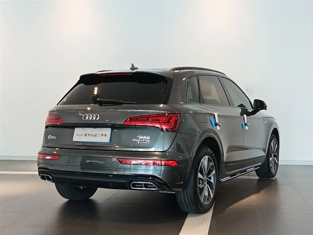 Audi Q5L 2024 Model 40 TFSI Luxury Dynamic фото 4