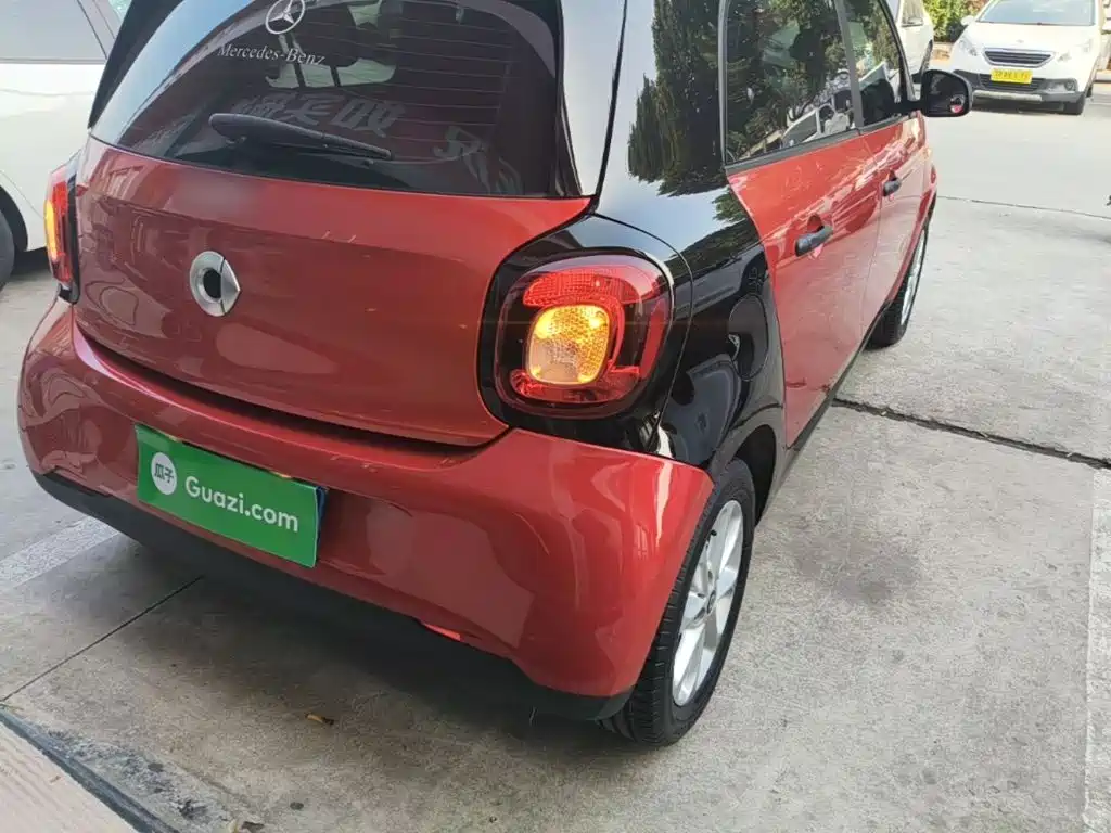 smart forfour 2018 2018 1.0L 52kW Agile Edition
