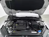 صورة 6 - Volkswagen Golf