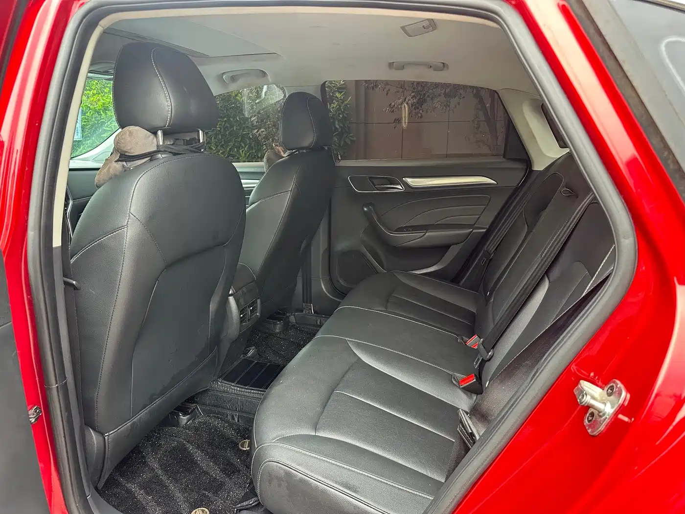 Фото 8 - Roewe i6