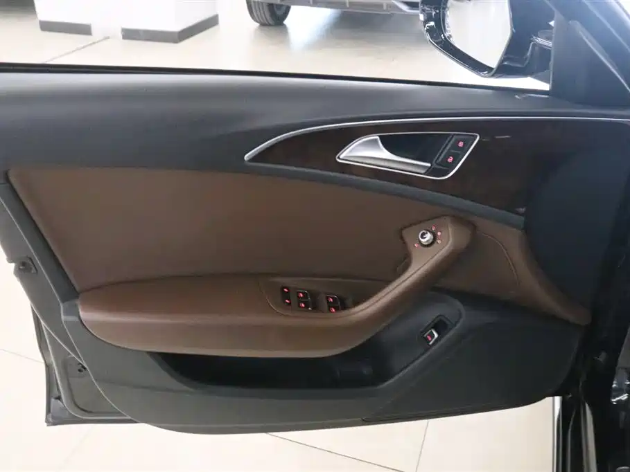 Audi A6L 2016 30 FSI Technology фото 12