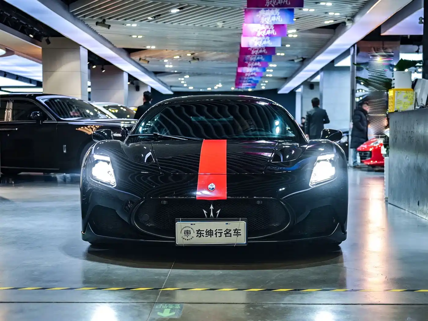 Maserati MC20 2020 3.0T Standard Edition фото 3