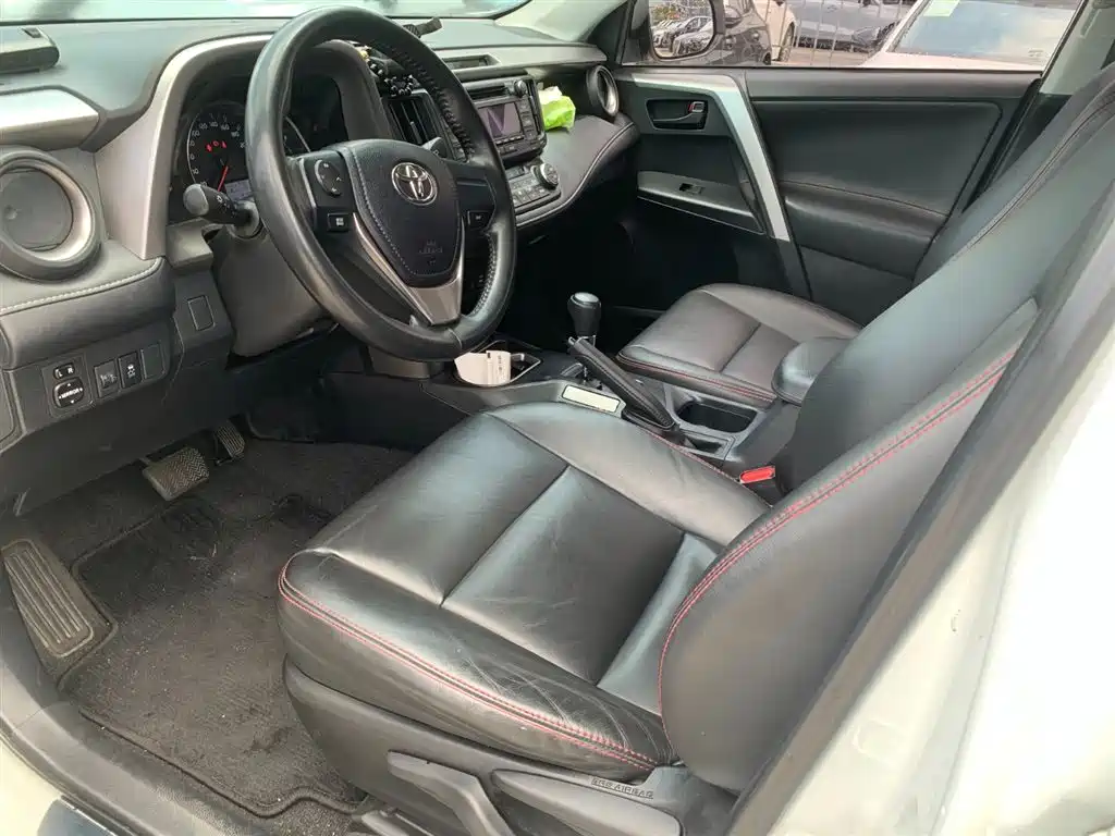 Toyota RAV4 Rongfang 2019 2.0L CVT 2WD Pioneer Edition China VI фото 8
