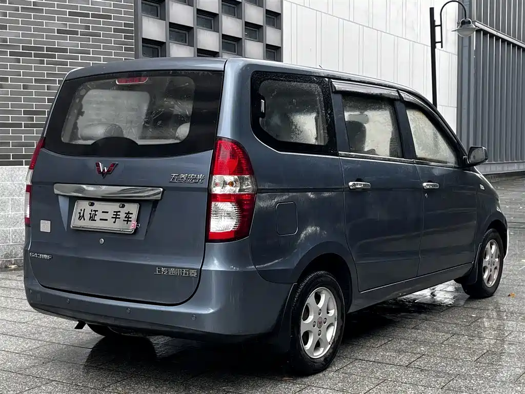 Wuling Motors Wuling Hongguang 2012 2010 1.4L Standard